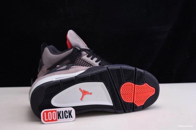 HYPE Jordan Retro Air 4 DB0732-200 